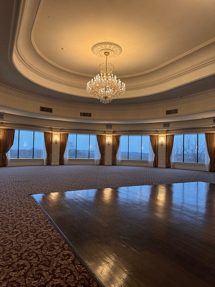 From top left to bottom right: The Oheka Castle bridal suite on the top floor where Taylor shot the "Blank Space" scene on the bed with her cat and heart cake; Kevin Jonas got married at Oheka and ... turned this room into a skate park (?) lol; an undisclosed movie starring Ryan Reynolds coming out here soon is in the process of filming a closet scene in this castle room right now; me :) walking through the gardens :) living my dream :) so happy :)