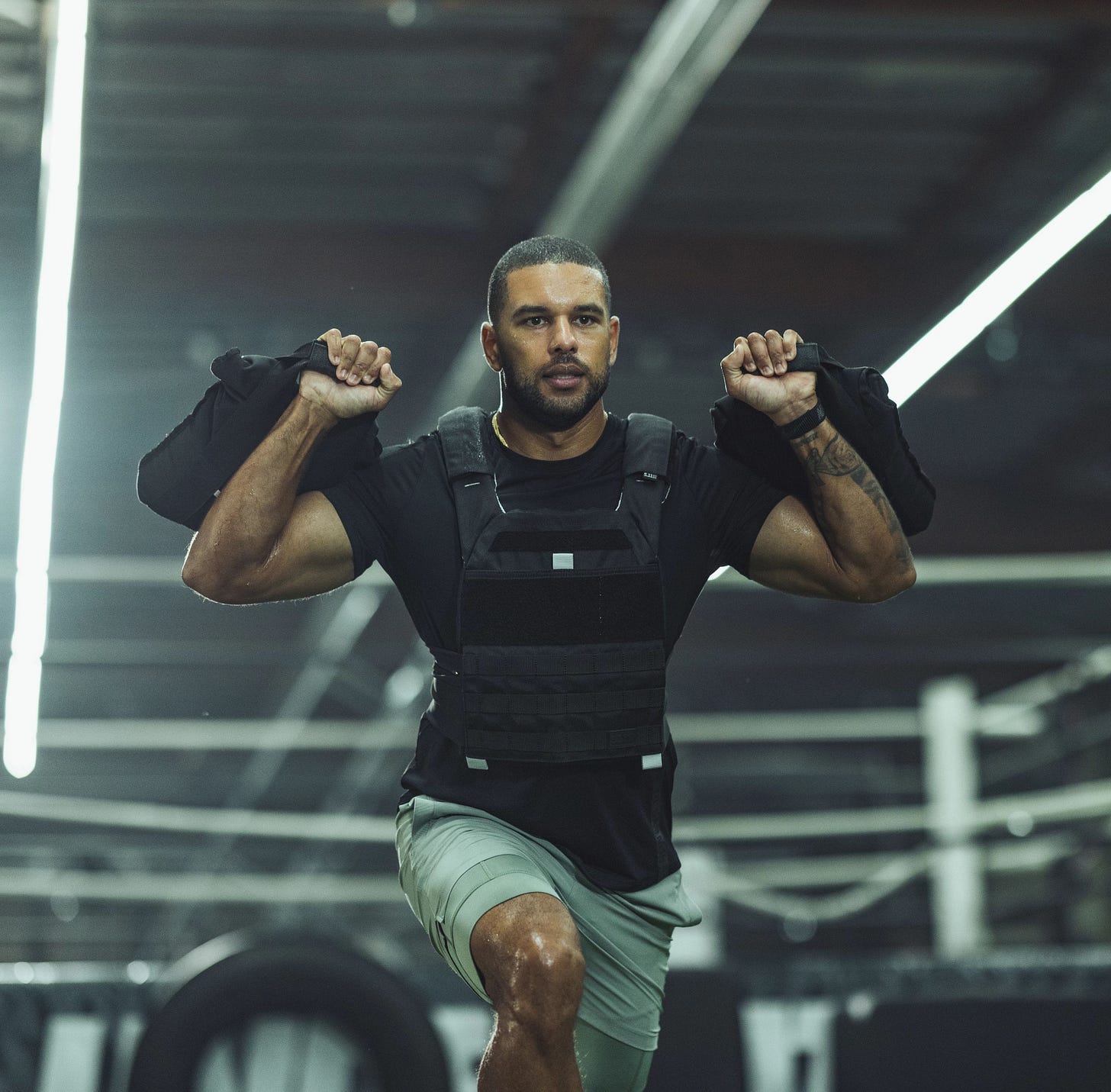 15kg Breathable Weighted Vest 15KG Weighted Training Vest - Adjustable  Fitness Vest For Strength & Endurance Workouts Weight Vest