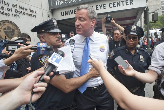 De Blasio Arrested at Protest Over Hospital Closure - WSJ