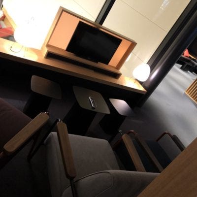 Zurich ZRH Swiss Senator Lounge A