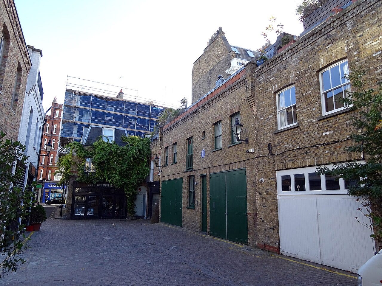 7 Reece Mews, South Kensington, London, with its plaque