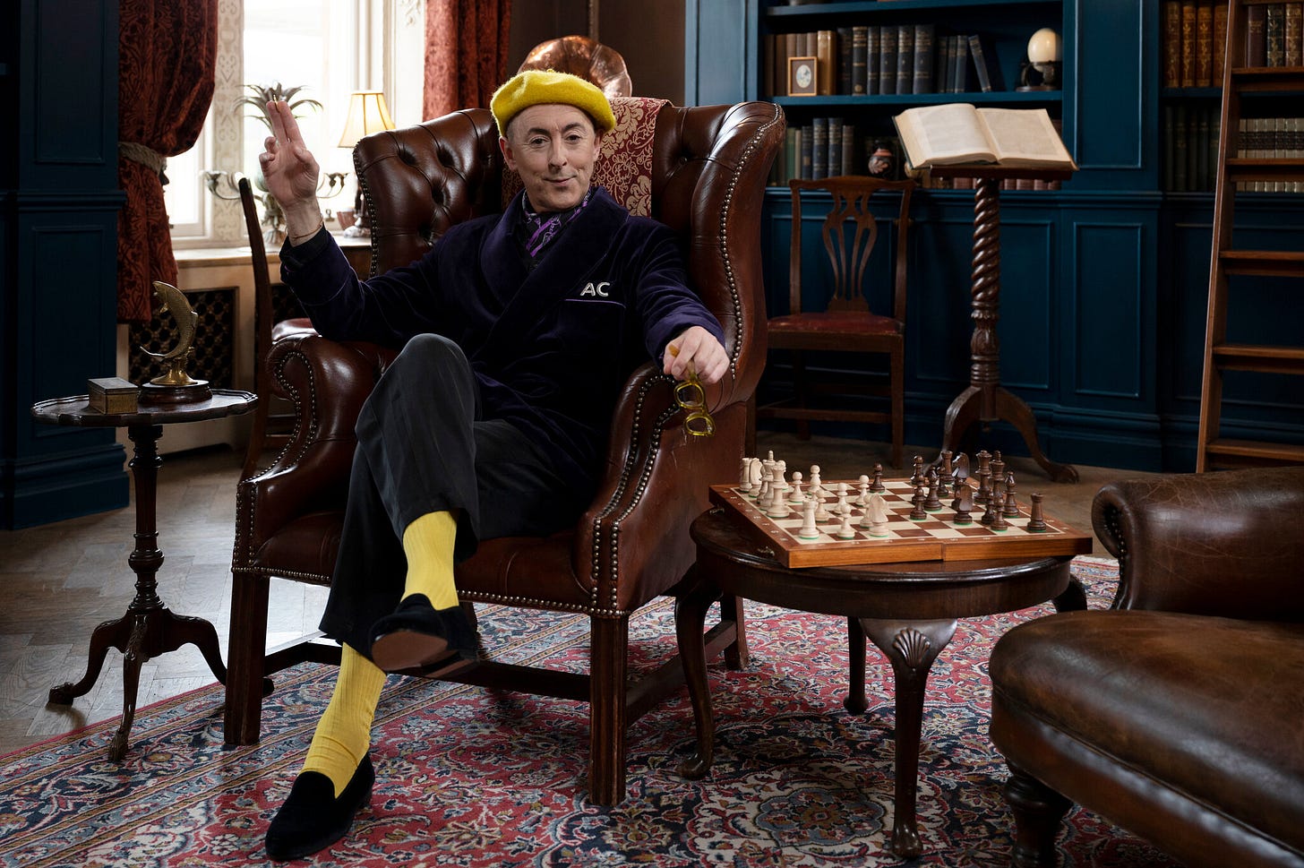 The Traitors” Host Alan Cumming Wore His Own Clothes on the Show - The New  York Times