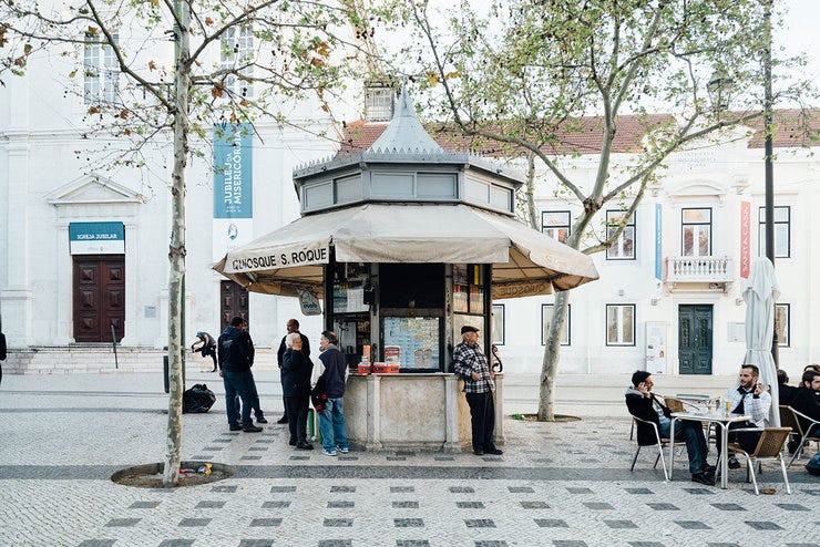 Quiosque Praça de São Roque. Photography: Richard John Seymour for The Spaces