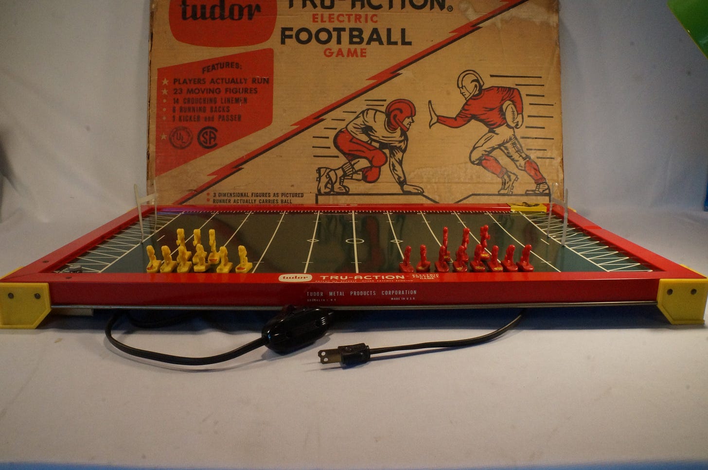 Vintage 1950s Tudor Tru-Action Electric Football Game IOB wow! Model 500