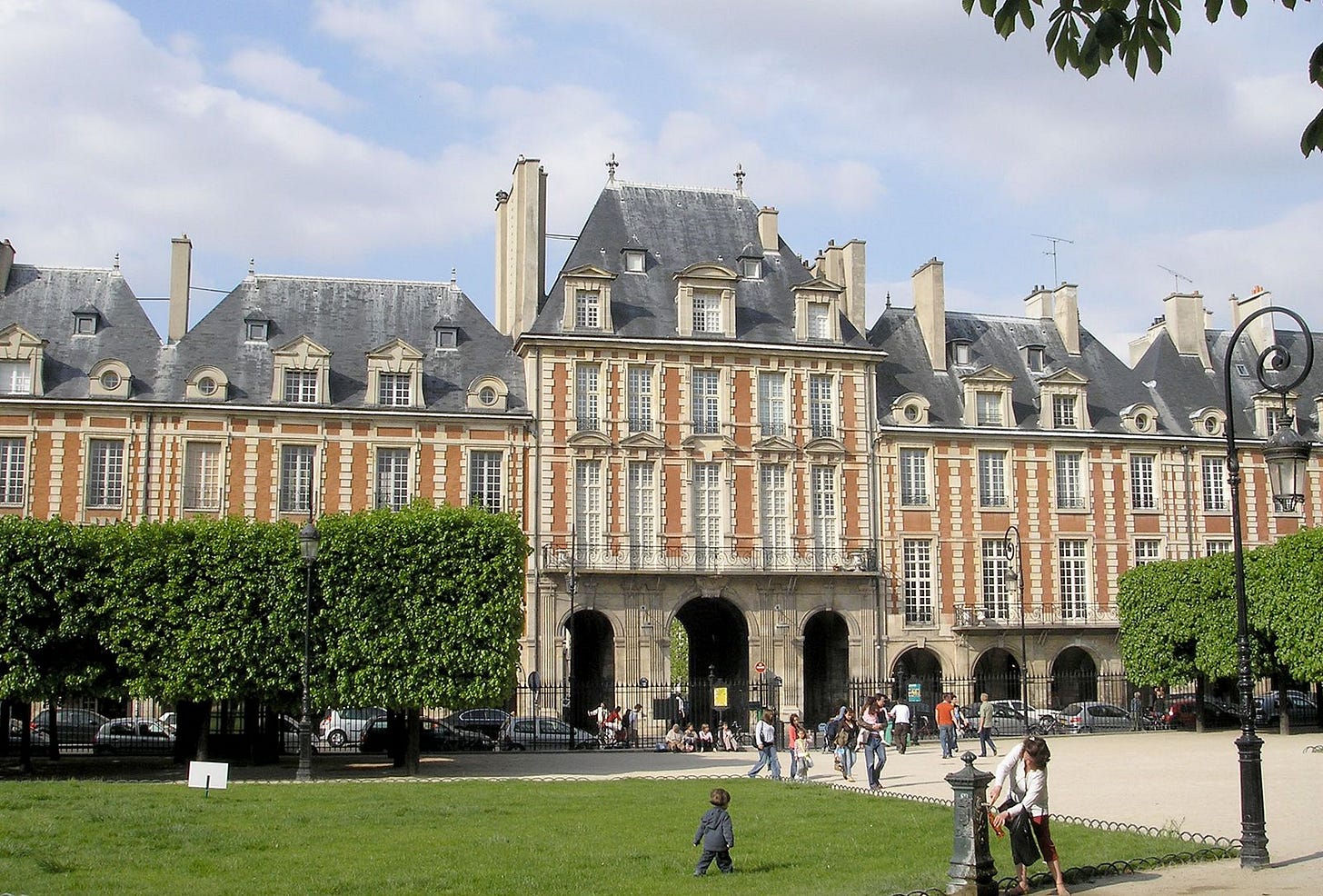 Place des Vosges | square, Paris, France | Britannica Place des Vosges | square, Paris, France | Britannica