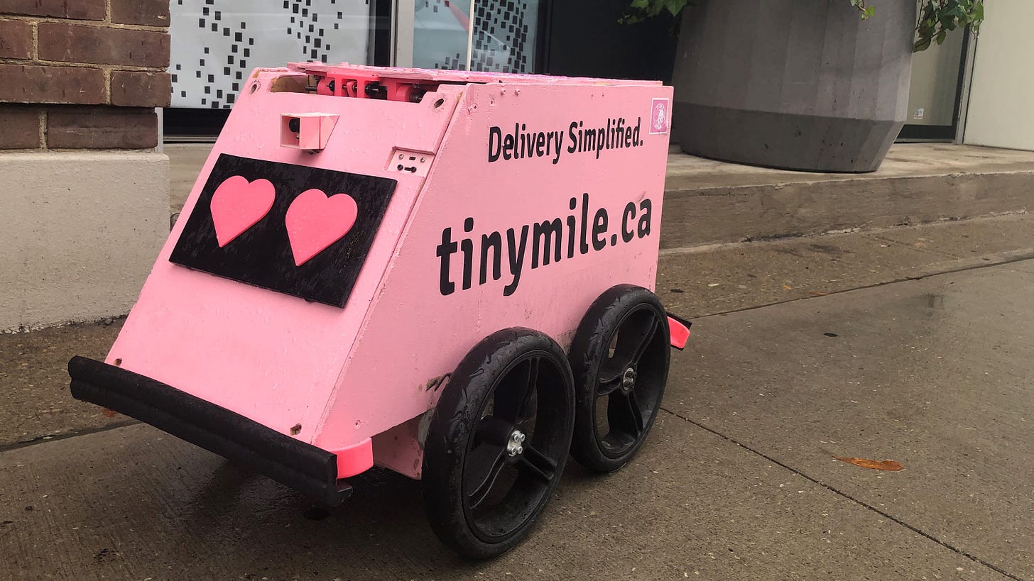 Geoffrey the robot is the new, cute way to get contactless delivery in Toronto | CBC News Geoffrey the robot is the new, cute way to get contactless delivery in Toronto | CBC News