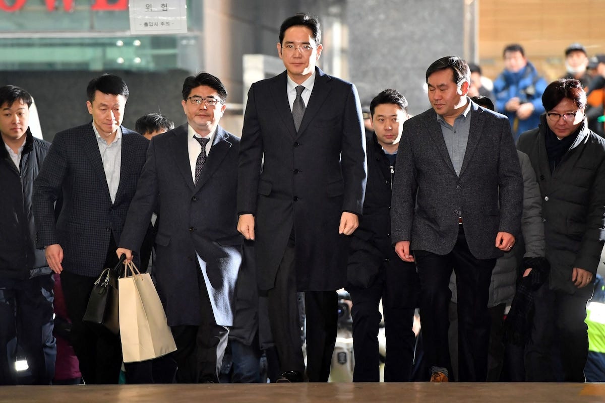 De Samsung à Hyundai: comment les "chaebols", ces empires familiaux, ont  pris le contrôle de l'économie de la Corée du Sud - La Libre