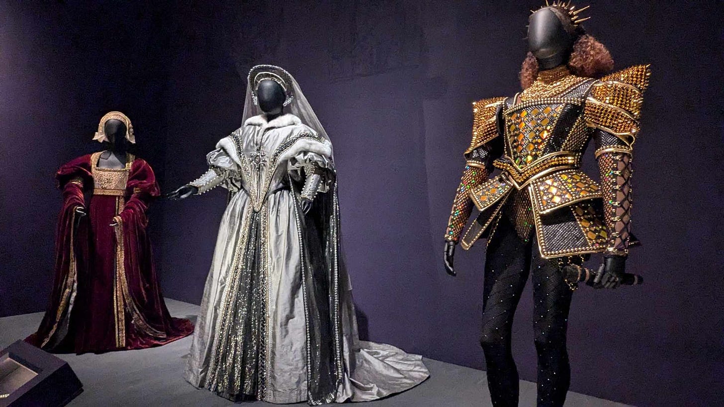 No description available.