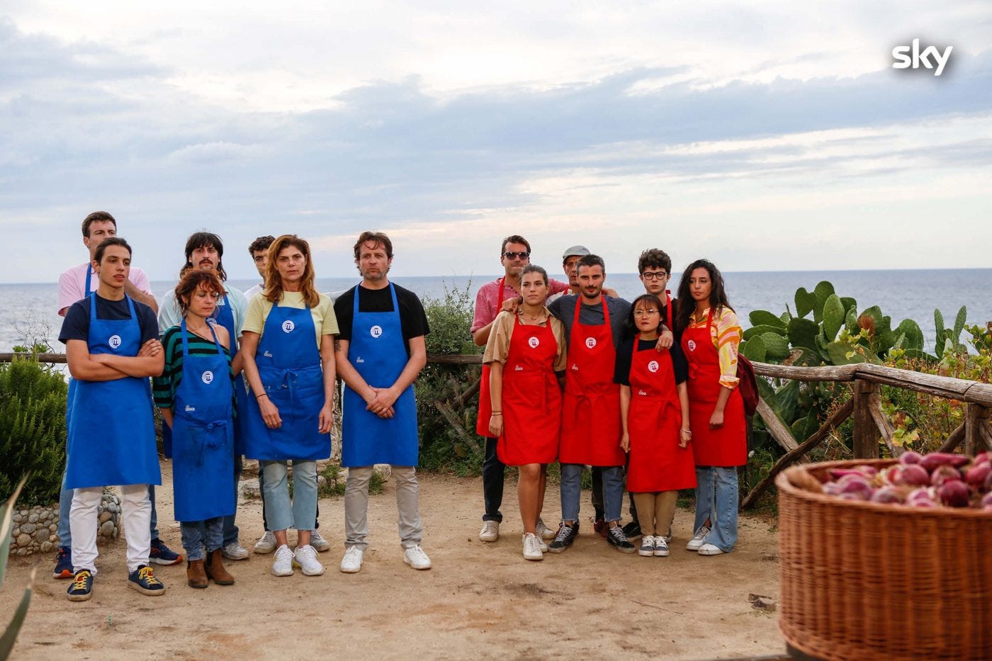 https://i0.wp.com/www.badtaste.it/tv/wp-content/uploads/sites/4/2023/01/masterchef-italia-12-squadre-esterna-tropea.jpg?resize=1400%2C933&quality=85&strip=all&ssl=1