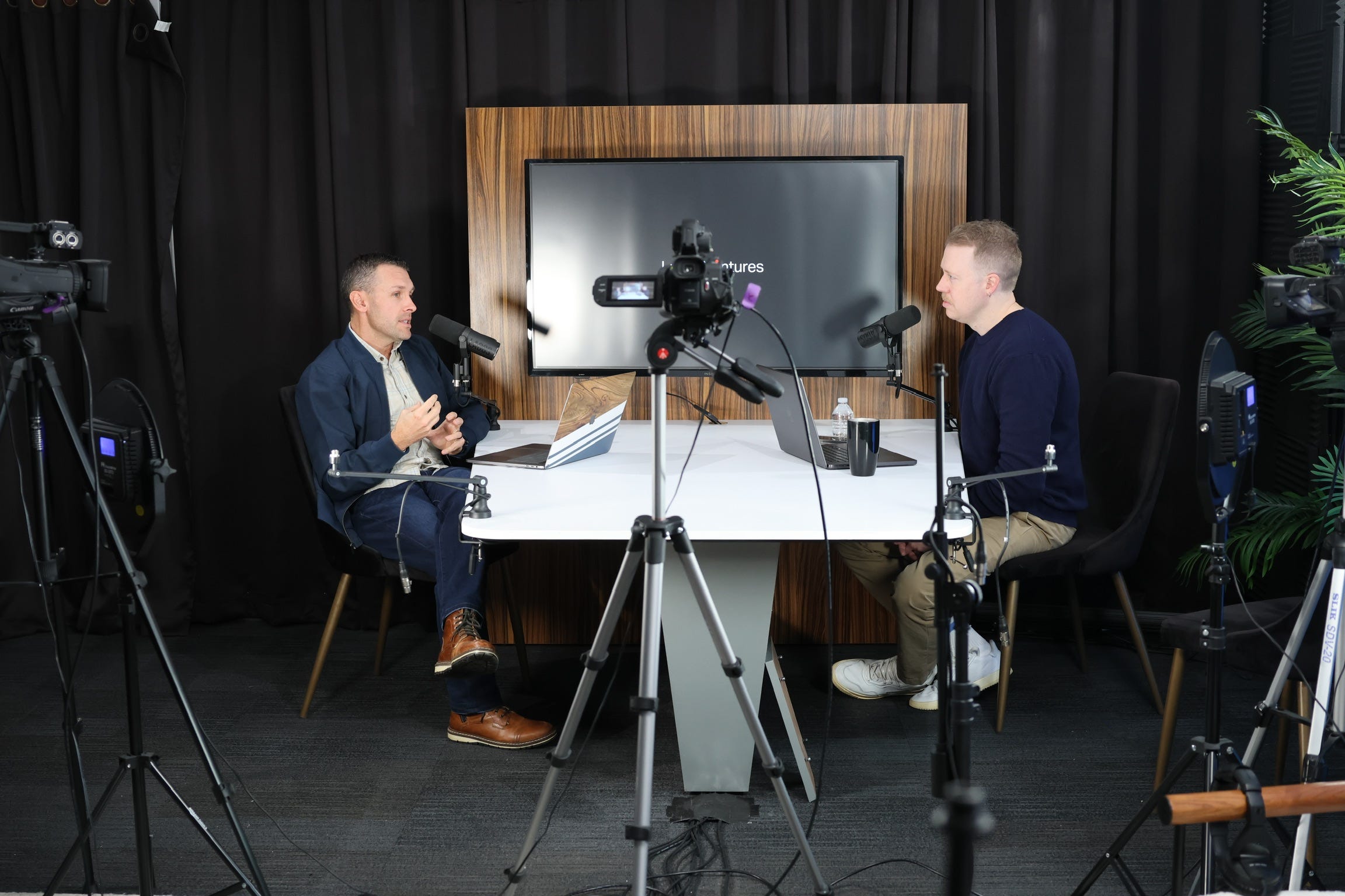 Founder Gut vs. Market Data: Who Should You Listen To?