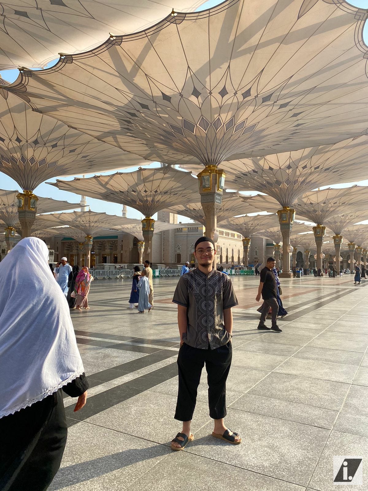 Masjid An Nabawi - Medina