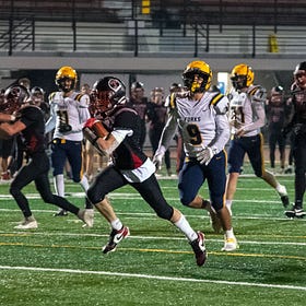 High School Football: Toledo bolsters case for No. 1 seed by bending Forks