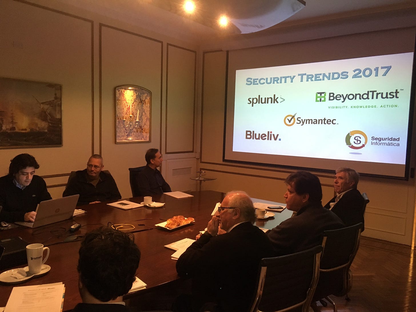 BreakFast CISO (8): Ciberseguridad antes y después del #Ransomware y Ciberataques corporativos @BeyondTrust @BlueLiv BreakFast CISO (8): Ciberseguridad antes y después del #Ransomware y Ciberataques corporativos @BeyondTrust @BlueLiv