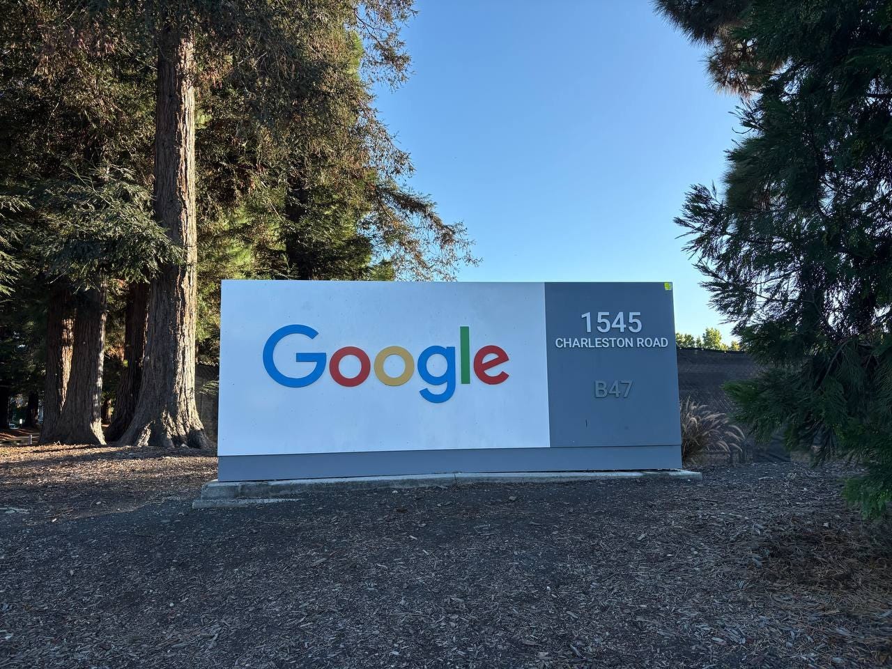 May be an image of text that says '1545 CHARLESTONROAD ROAD Google'