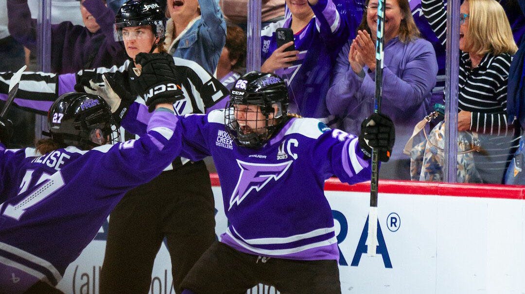 Kendall Coyne Schofield celebrating a goal.