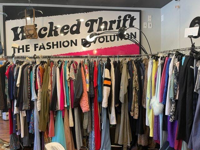 Sự khác biệt giữa Thrift store và Consignment store