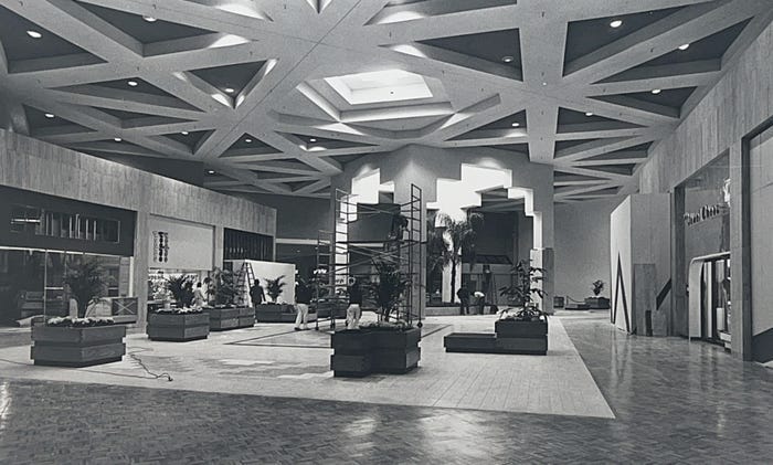 Paradise Valley Mall in Phoenix through the years