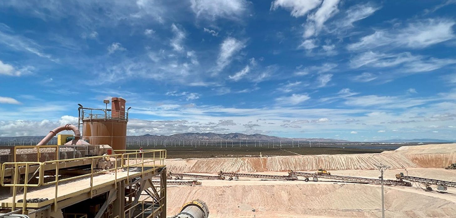 Golden Queen (USA) - Andean Precious Metals Corp.