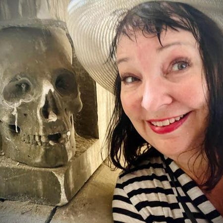 Tui's Travel & Tombstones