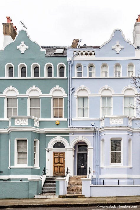 The blue and white buildings of Santorini, the colourful townhouses of Notting Hill in London, and the red and orange adobe houses in the American Southwest, reflecting the cultural and historical context of the place through their choice of colours, creating visually striking landscapes that relate to the surrounding environment.