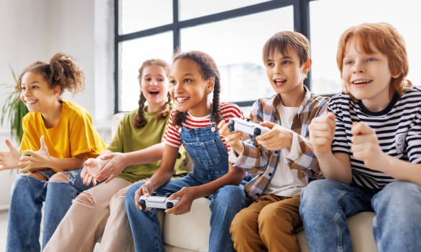 63,100+ Kids Xbox Stock Photos, Pictures & Royalty-Free Images - iStock