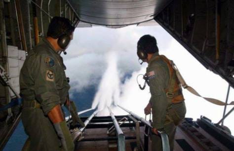 Malaysian Air Force personnel cloud seeding with chemical trails (chemtrails) in an effort to combat forest fires in 2005. IMAGE SOURCE Malaysian Air Force personnel cloud seeding with chemical trails (chemtrails) in an effort to combat forest fires in 2005. IMAGE SOURCE