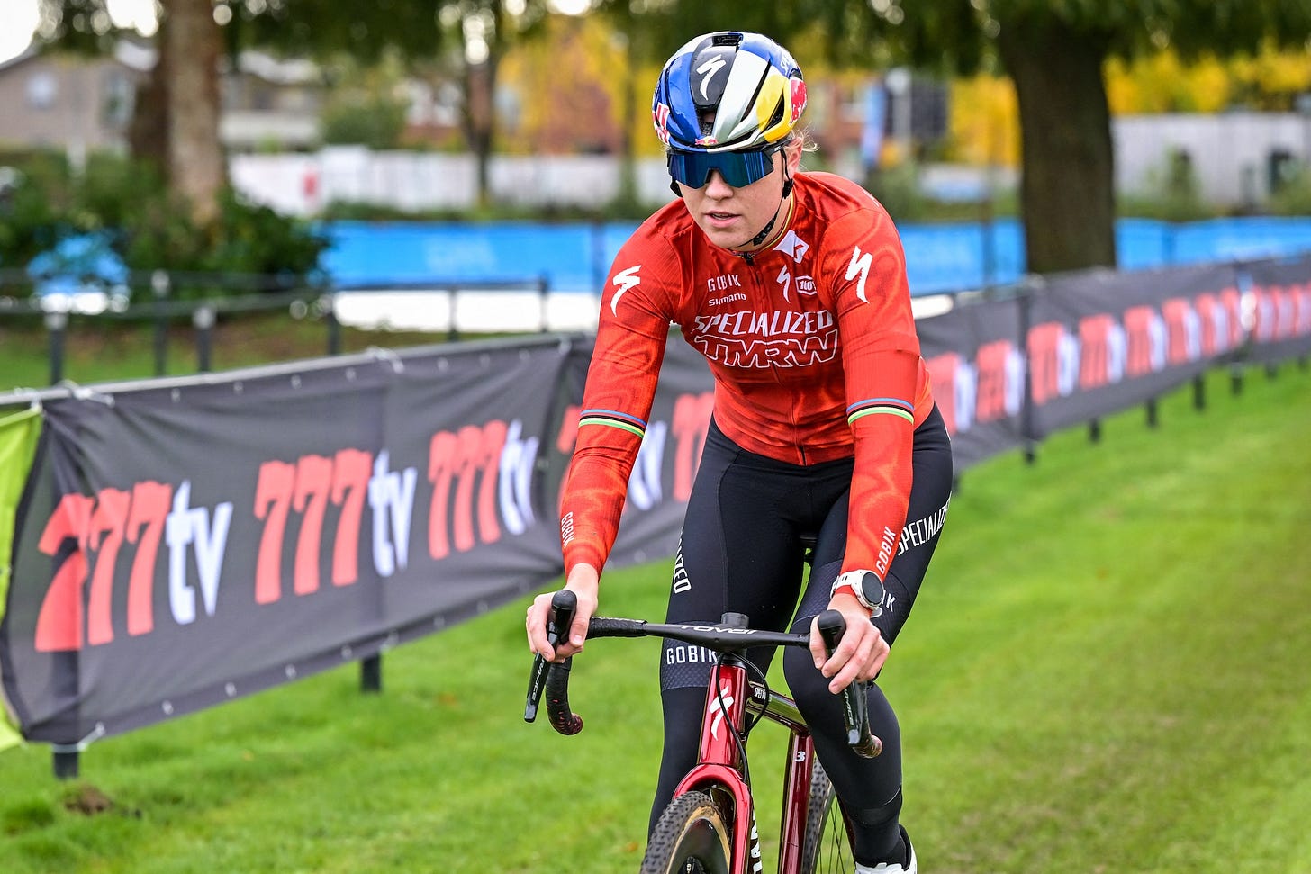 Dutch rider Fem van Empel debuts for Specialized TMRW at Berencross 2026