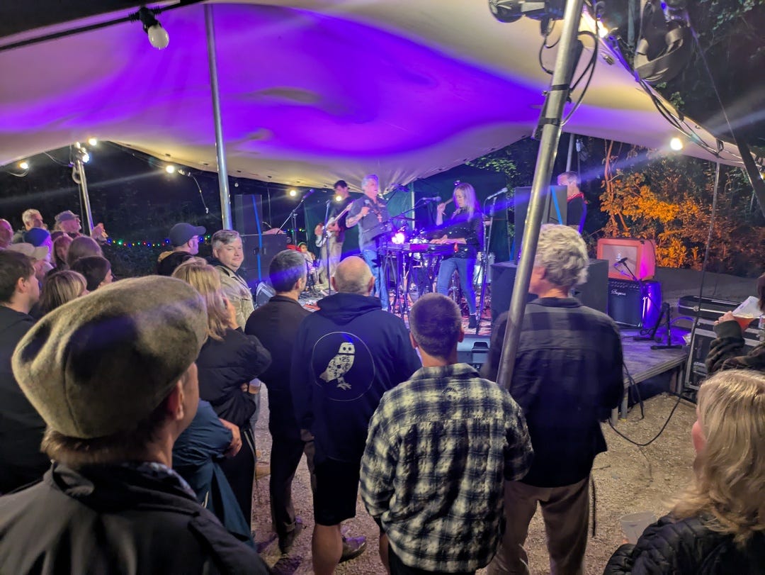 DaemöniK Fonce on The Glade stage at Krankenhaus DaemöniK Fonce on The Glade stage at Krankenhaus