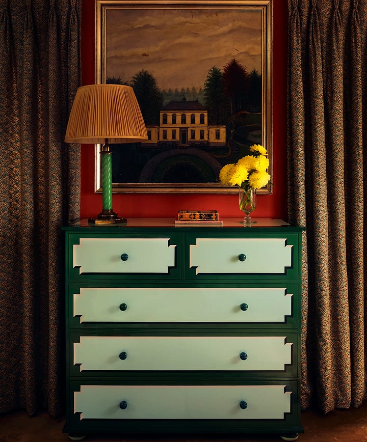 The Lacquer Company Are Looking For An Executive Assistant