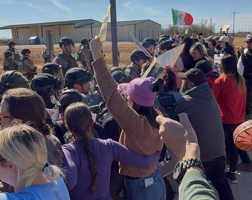DPS troopers clash with protesters outside Dilley ICE detention facility |  TPR