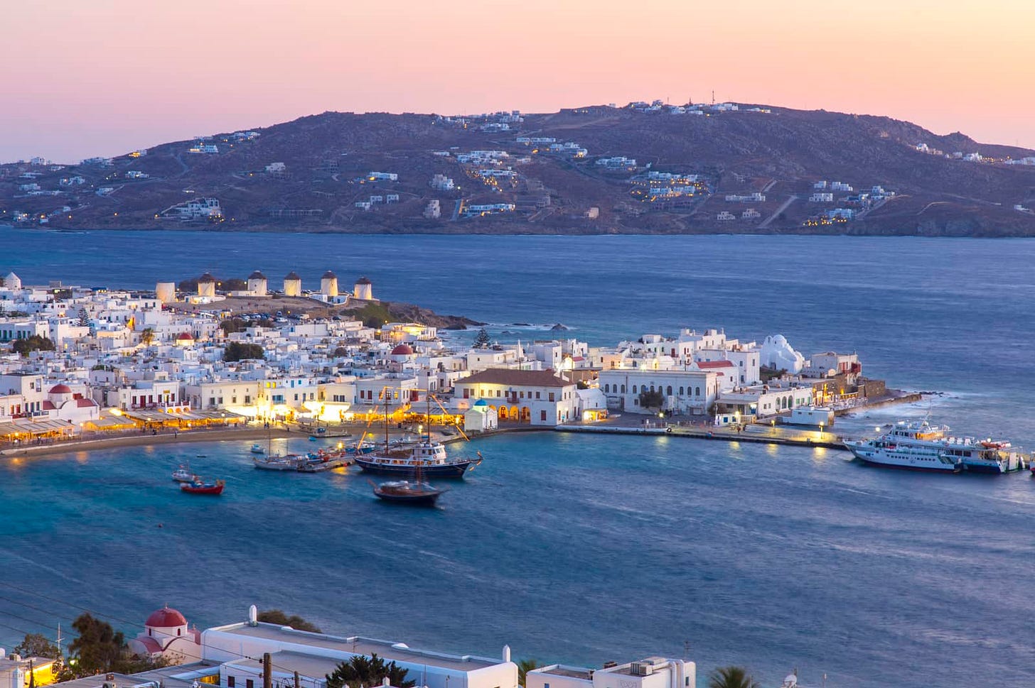 Mykonos island – Delos sailing holidays and yacht charters guide. Mykonos island – Delos sailing holidays and yacht charters guide.