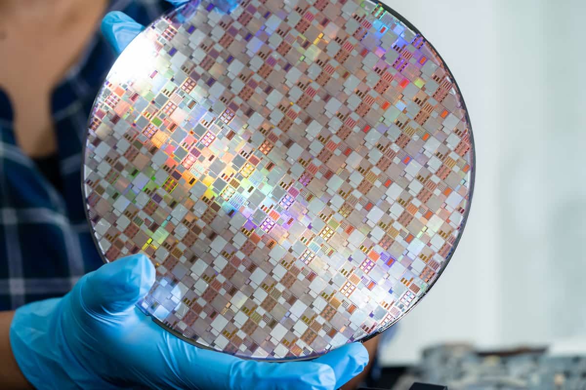 Silicon Carbide Semiconductors – Materials & Applications Silicon Carbide Semiconductors – Materials & Applications