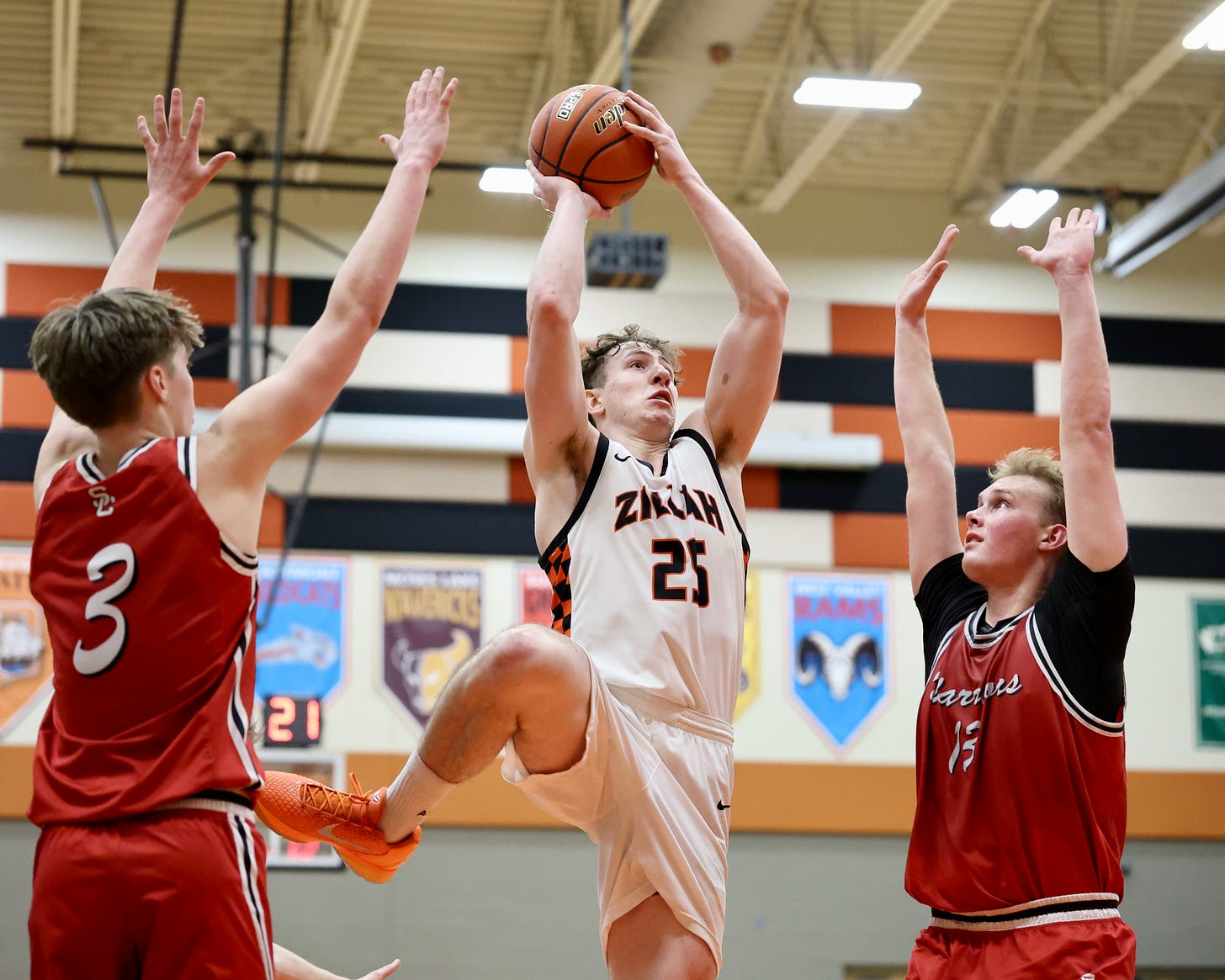 VarsityWA 2025-26 all-state boys basketball teams: Tyran Stokes is the ...