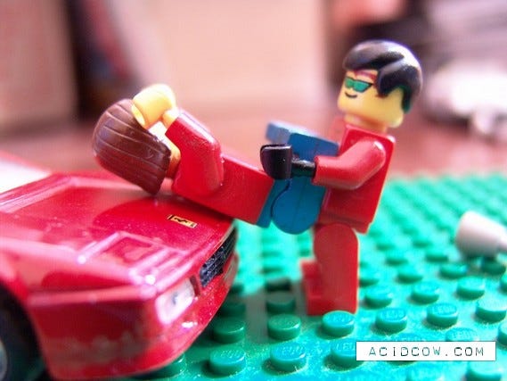 LEGO Kamasutra (12 pics)