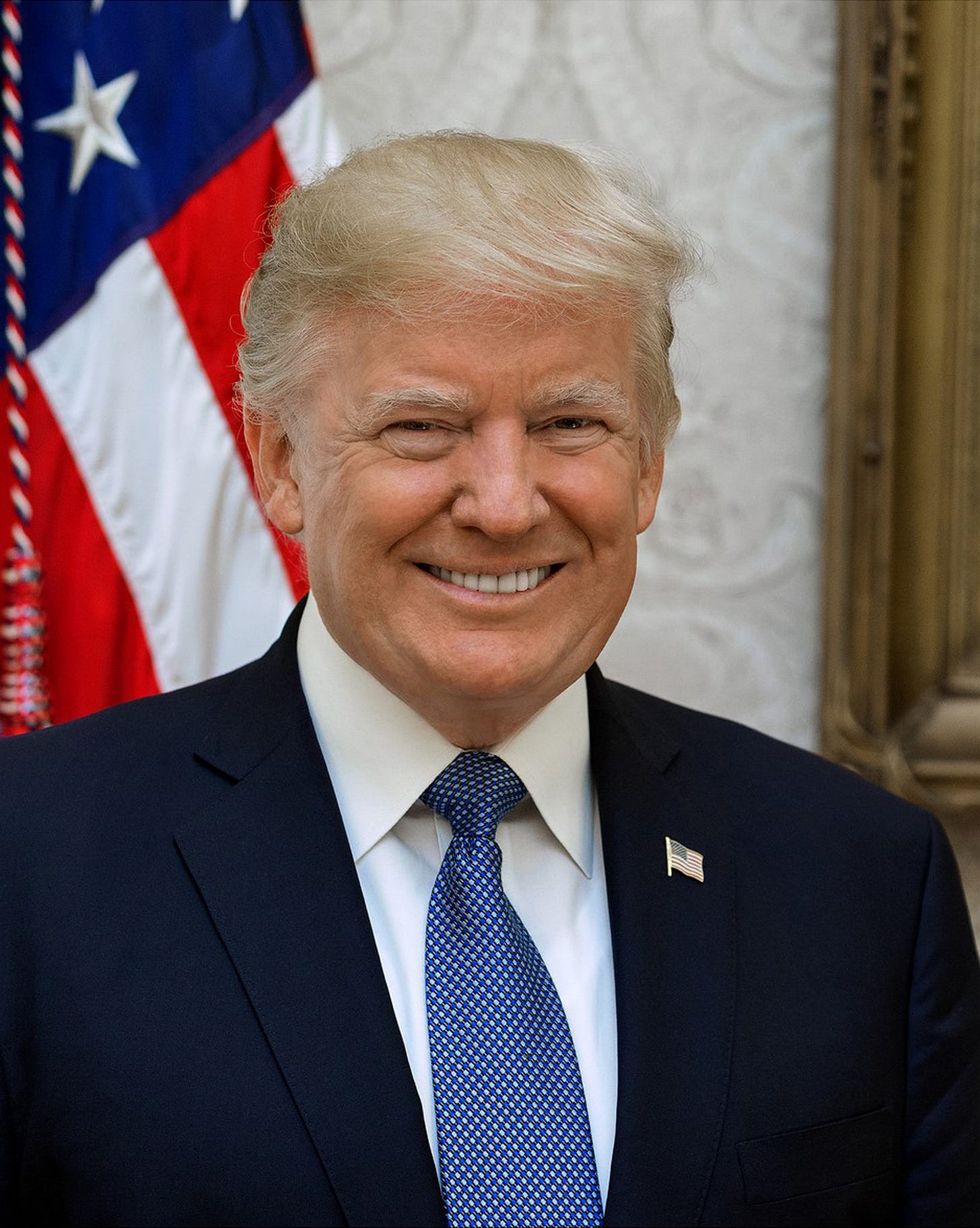 Trump's Official Portrait Resembles a Smiley Emoji - The New York Times Trump's Official Portrait Resembles a Smiley Emoji - The New York Times