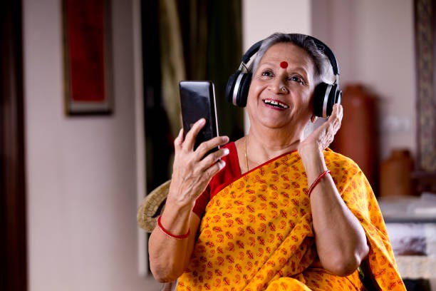 4,000+ Indian Woman Listening To The Music Stock Photos, Pictures &  Royalty-Free Images - iStock