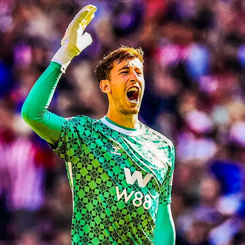 2e943c9f-ad79-4345-ae7b-b4f9ac9f25f9_841