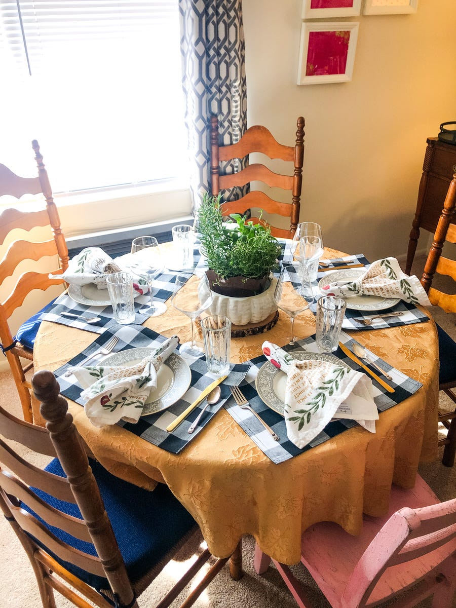 🕯️ 9 Tips for Setting Your Table This Holiday Season