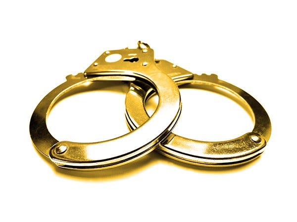 The Golden handcuffs - Gabriel-Adrian Eremia - Medium The Golden handcuffs - Gabriel-Adrian Eremia - Medium