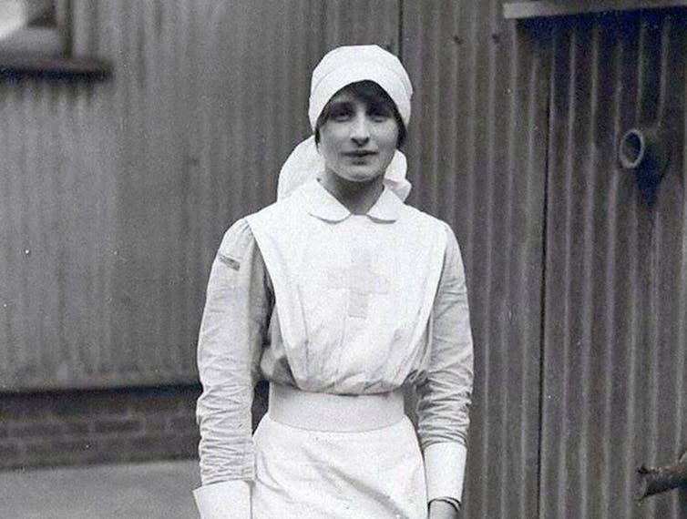Black and white photo of Vera Brittain in nurse uniform
