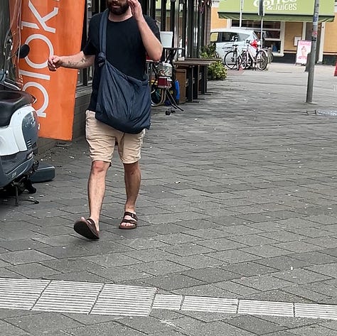 people wearing the same bag in Amsterdam