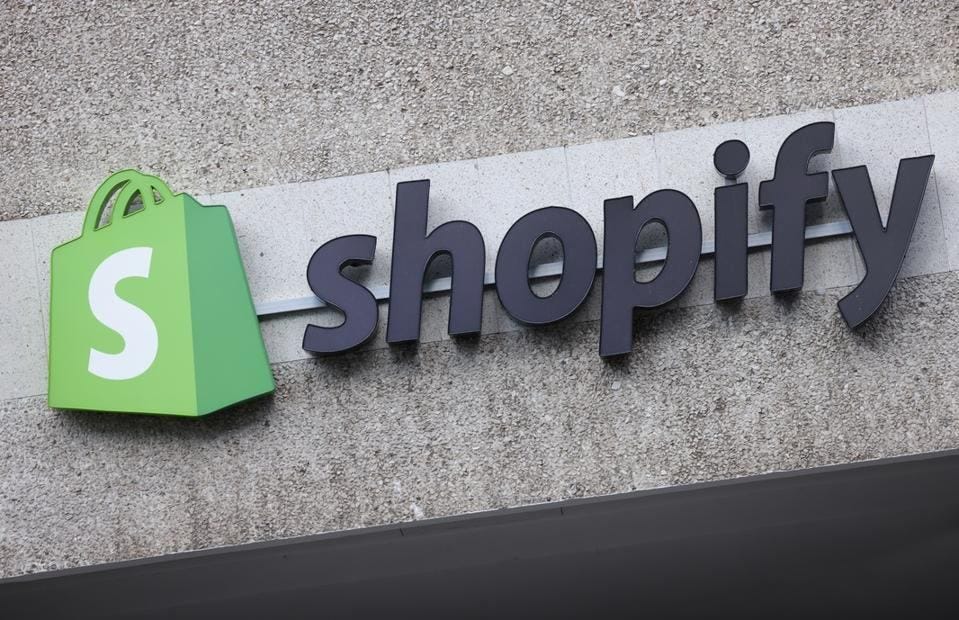 Shopify CEO's New Hire Policy Puts AI Before Job Security