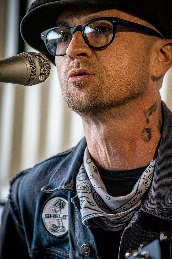 Sean Snyder, It Hurts to Be Dead / photos by author