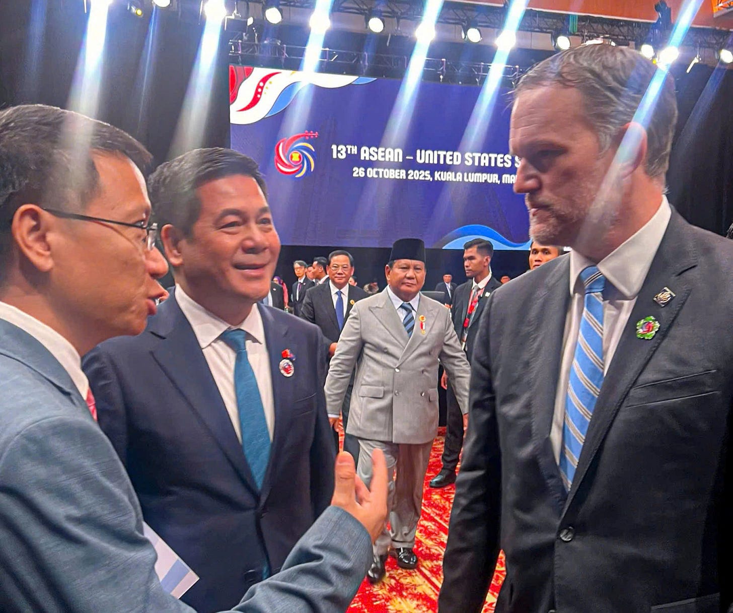 Mỹ xem xét danh mục hàng Việt Nam được hưởng thuế đối ứng về 0%- Ảnh 1.