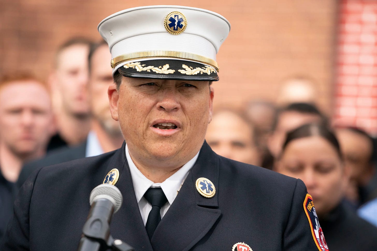 Mayor-elect Mamdani appointing former EMS head Lillian Bonsignore as new FDNY  commissioner, sources say - Yahoo News UK