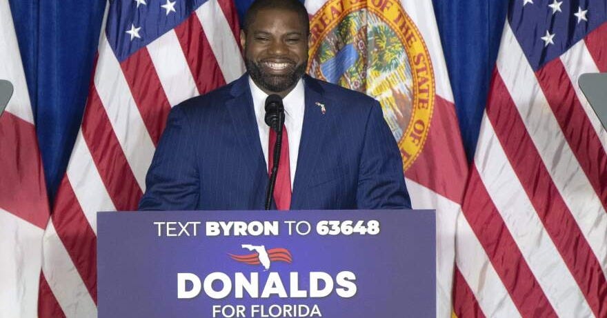 Byron Donalds, Trump's choice, makes his campaign debut in 2026 race to replace Gov. Ron DeSantis | WLRN Byron Donalds, Trump's choice, makes his campaign debut in 2026 race to replace Gov. Ron DeSantis | WLRN