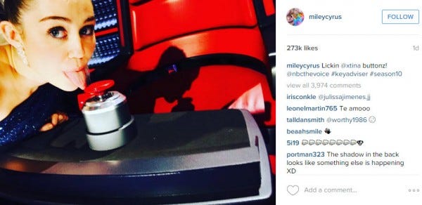 Miley Cyrus ready to lick Christina Aguilera's button 2016 gossip Miley Cyrus ready to lick Christina Aguilera's button 2016 gossip