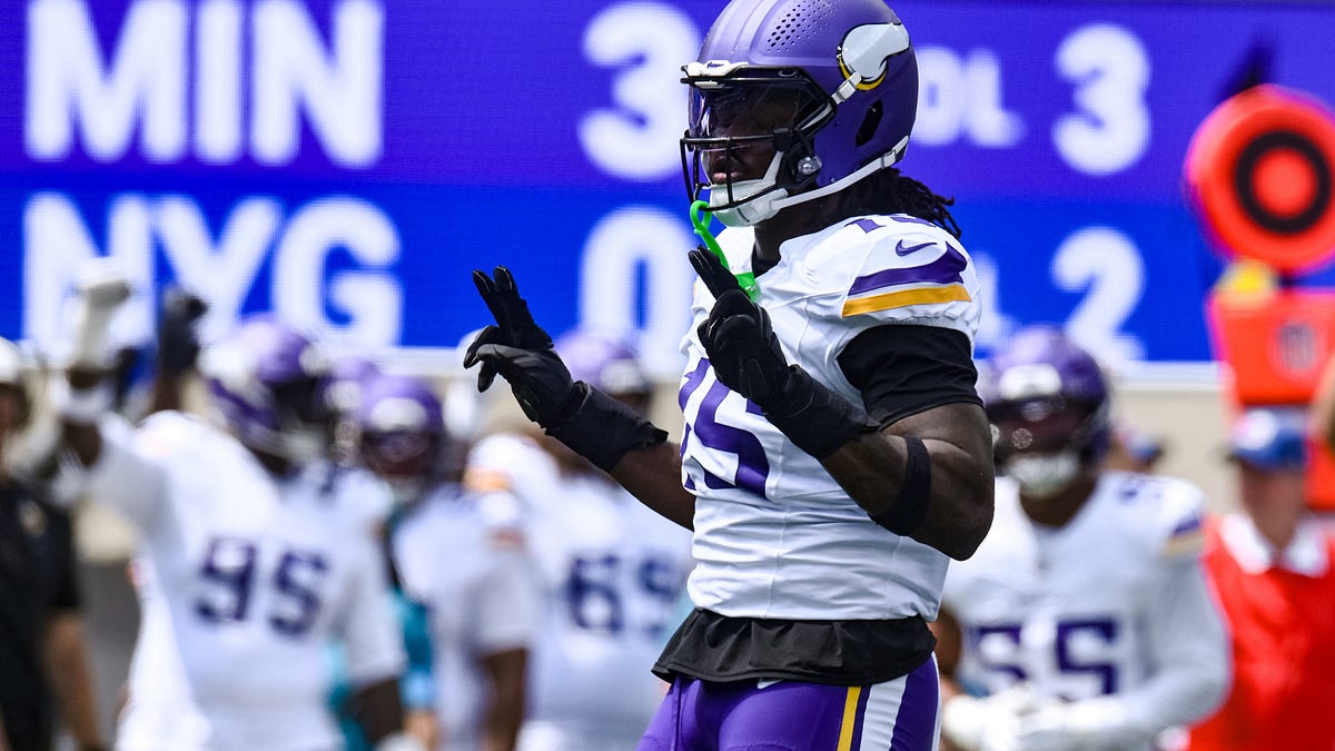 Day 14 recap of Vikings' training camp: Defense gets the best of Kyler Murray and the offense - Substack