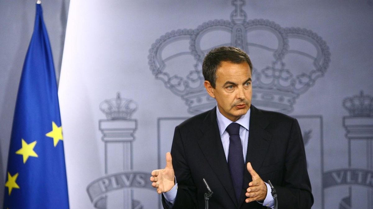 José Luis Rodríguez Zapatero en una imagen de 2008, cuando aún era presidente del Gobierno, en una rueda de prensa en Moncloa.