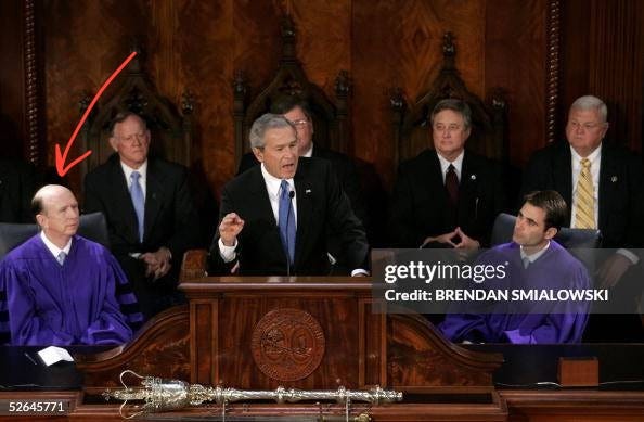 Speaker David Wilkins and Lt. Governor Andre Bauer listen to US... News  Photo - Getty Images